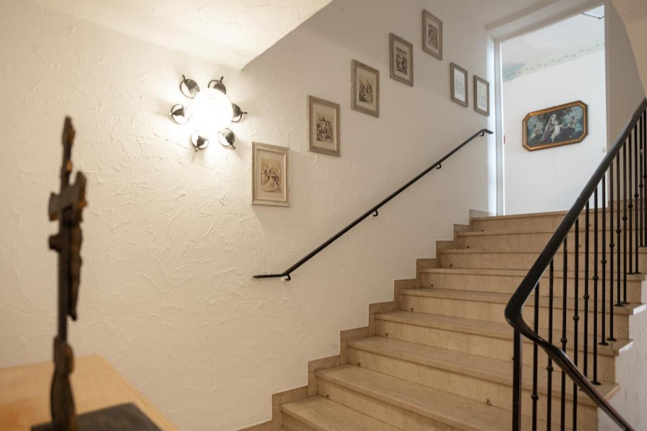 Gockerlwirt & Pilgerpension Altotting Bagian luar foto