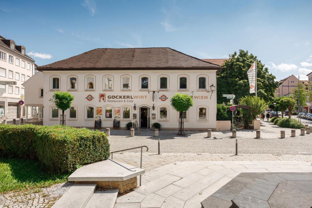 Gockerlwirt & Pilgerpension Altotting Bagian luar foto